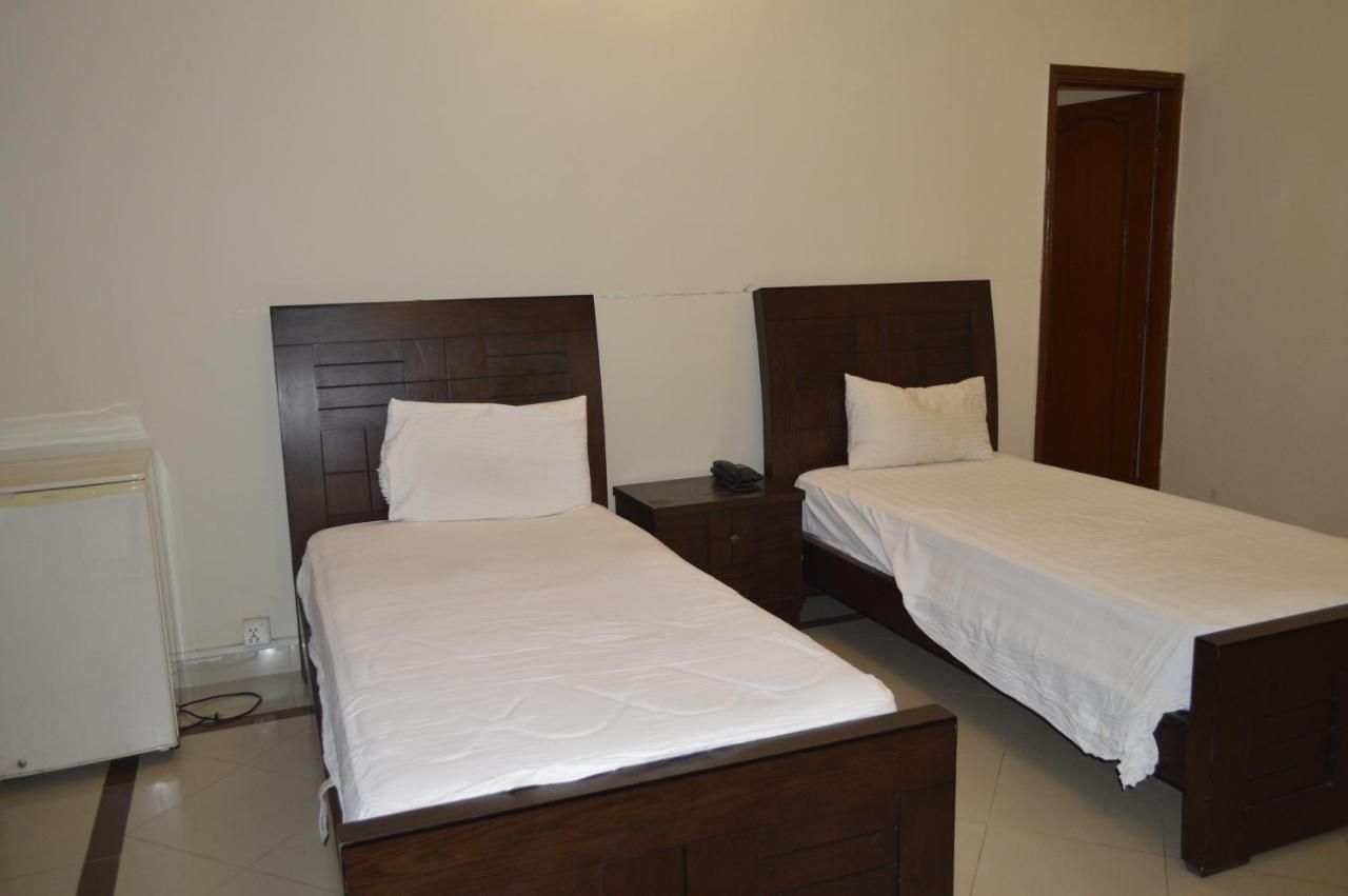 New Shelton Guest House 伊斯兰堡 外观 照片
