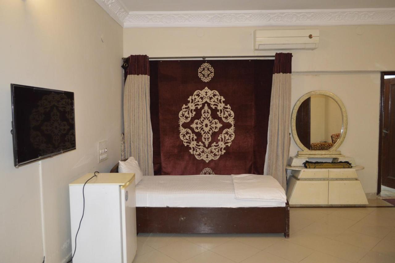 New Shelton Guest House 伊斯兰堡 外观 照片