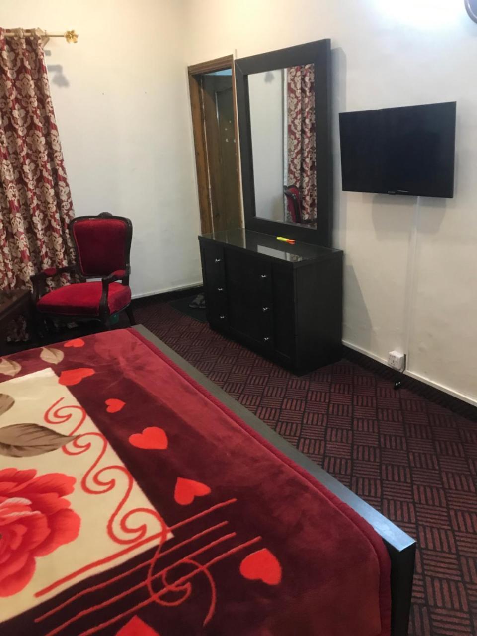 New Shelton Guest House 伊斯兰堡 外观 照片
