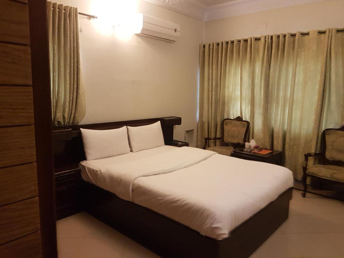 New Shelton Guest House 伊斯兰堡 外观 照片